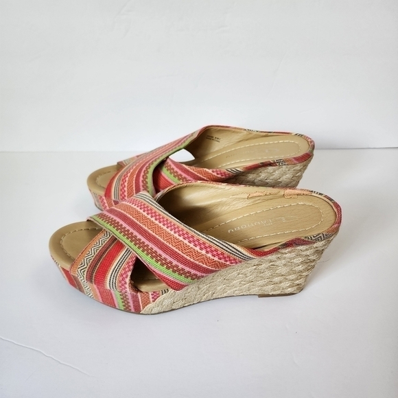 Chinese Laundry Drama Peep Toe 4" Heel Crossover Strap Wedge Size 8 - Picture 6 of 13